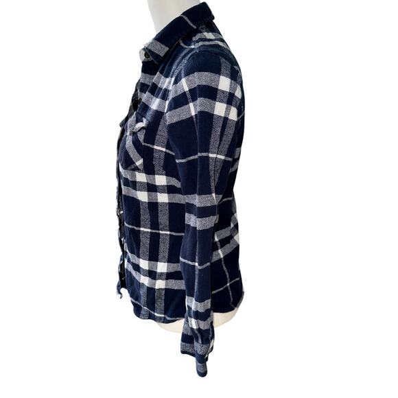 Field and Stream Women's Blue and white Flannel  Small - Picture 2 of 4